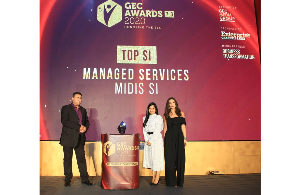 Ankita Javeri and Nour Zahar from Midis SI accept the award. Photo credit: GEC Media Group